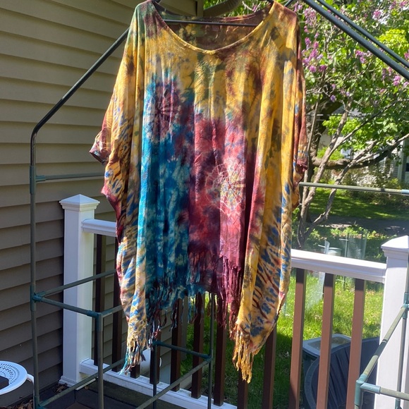 Tops - Like New multicolored tie-dye Poncho tunic OSFM